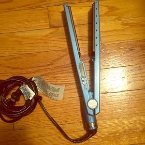 BaBylissPro™ Nano Titanium™ 1-1/4" Titanium-Plated